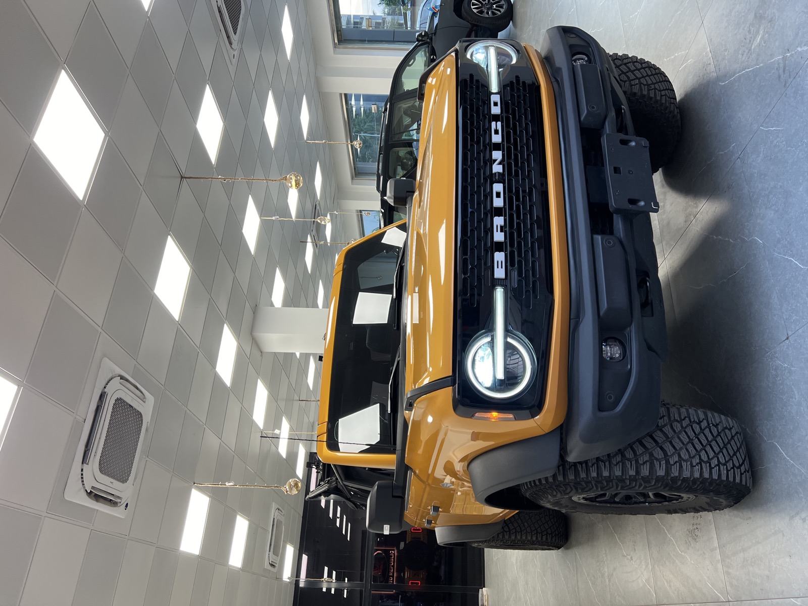 Toyota Land Cruiser 300 - AUTOREPUBLIC